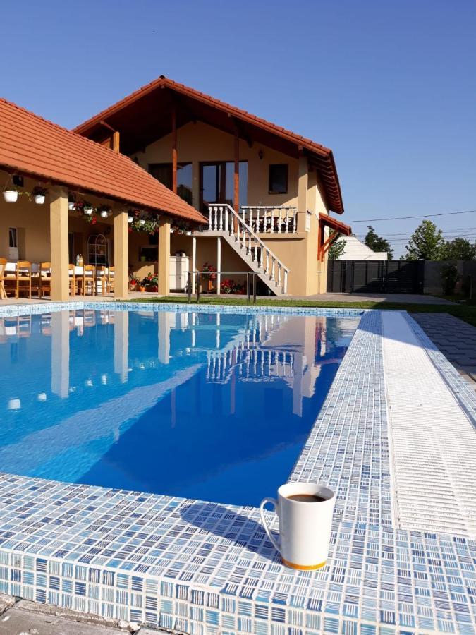 Casa Sannicolau Bed & Breakfast Sinnicolau Mare ภายนอก รูปภาพ