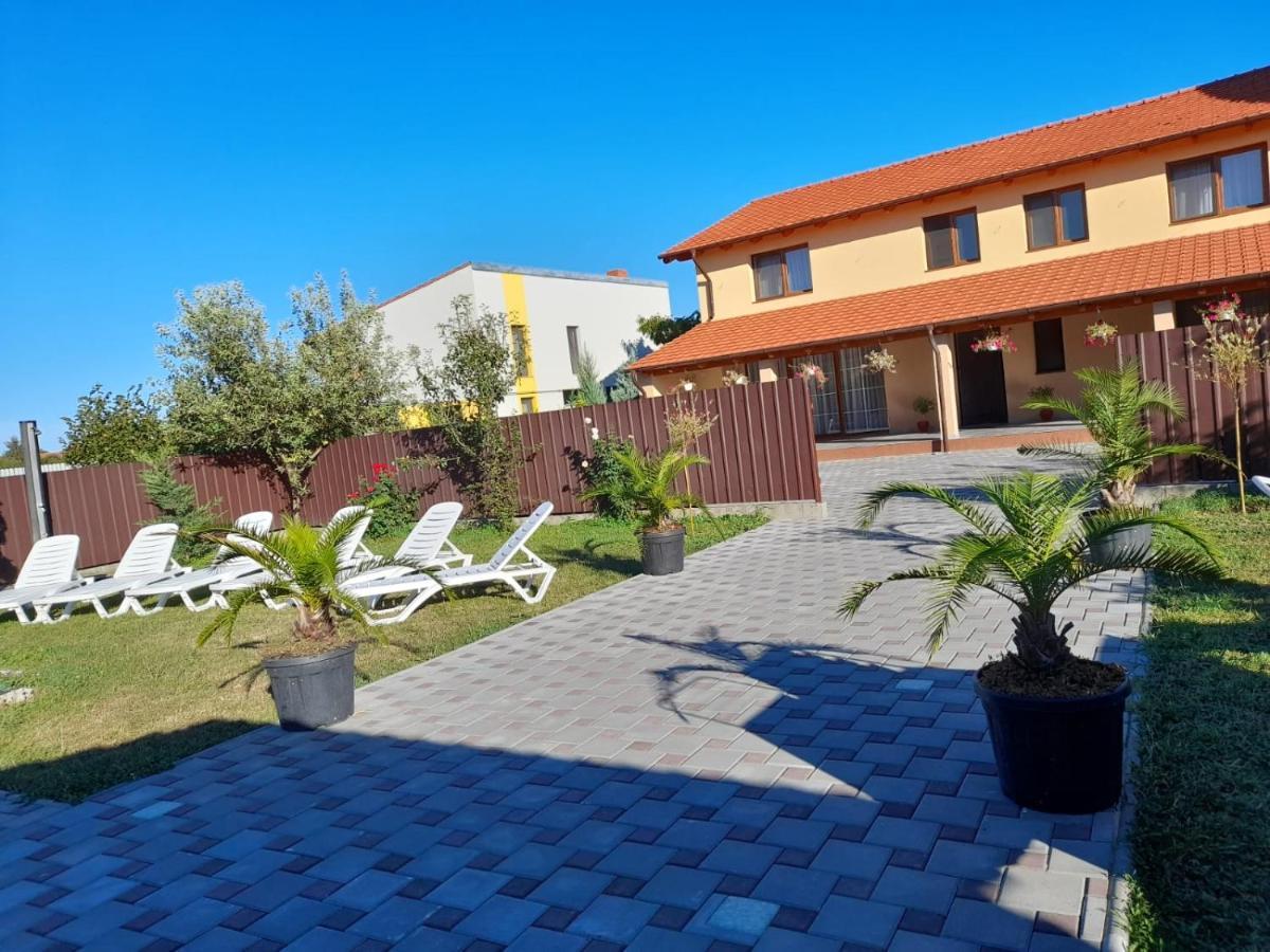 Casa Sannicolau Bed & Breakfast Sinnicolau Mare ภายนอก รูปภาพ