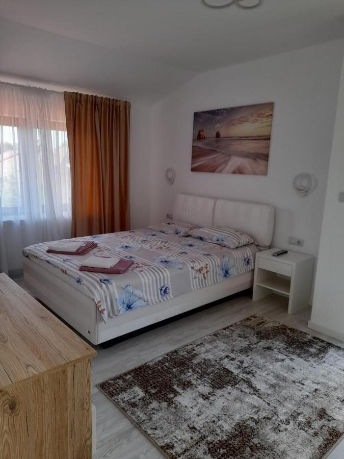 Casa Sannicolau Bed & Breakfast Sinnicolau Mare ภายนอก รูปภาพ